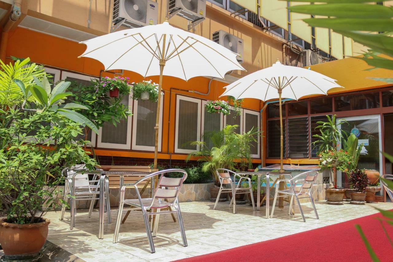 Nakornping Hotel Bangkok Kültér fotó
